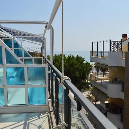 Mono Rosburgo 1 Apartment Roseto Degli Abruzzi