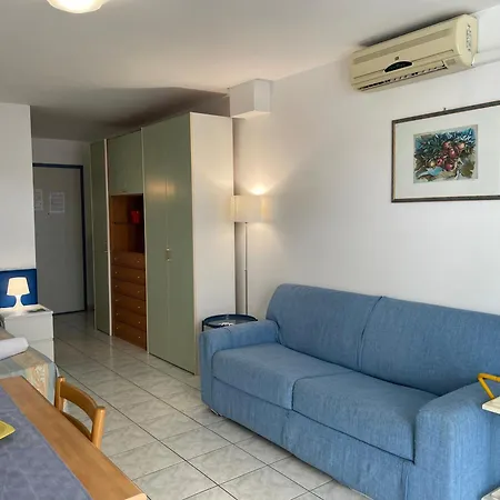 Mono Rosburgo 1 Apartment *