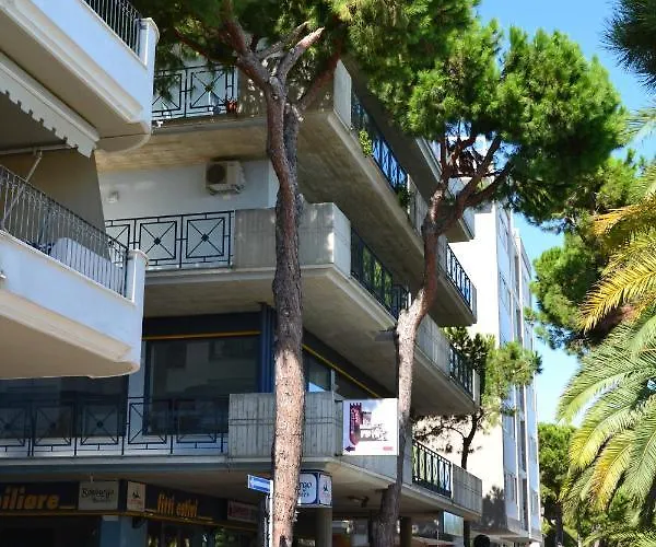 Daire Mono Rosburgo 1 *